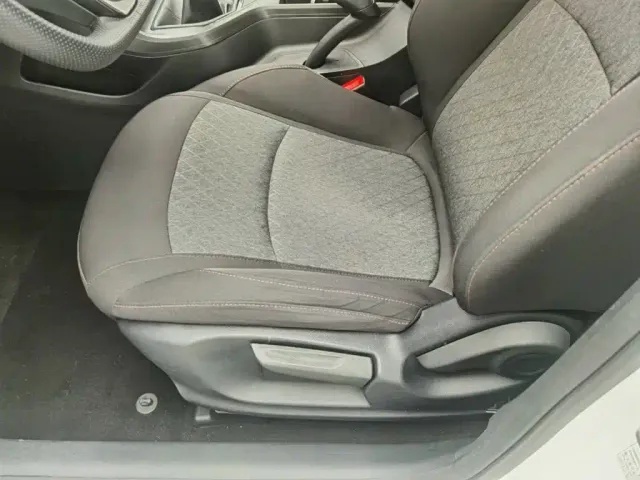 Roewe i5 — Фото автомобиля 20