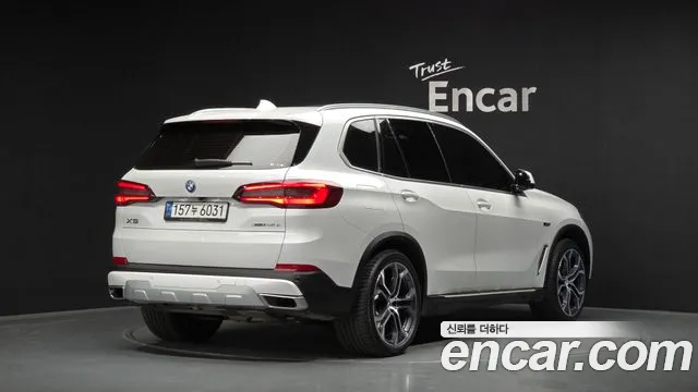 BMW X5 — Фото автомобиля 2