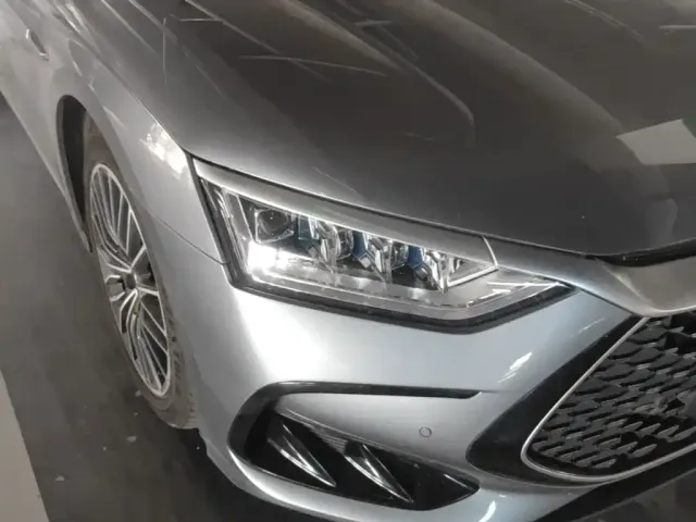 BYD Han — Фото автомобиля 9