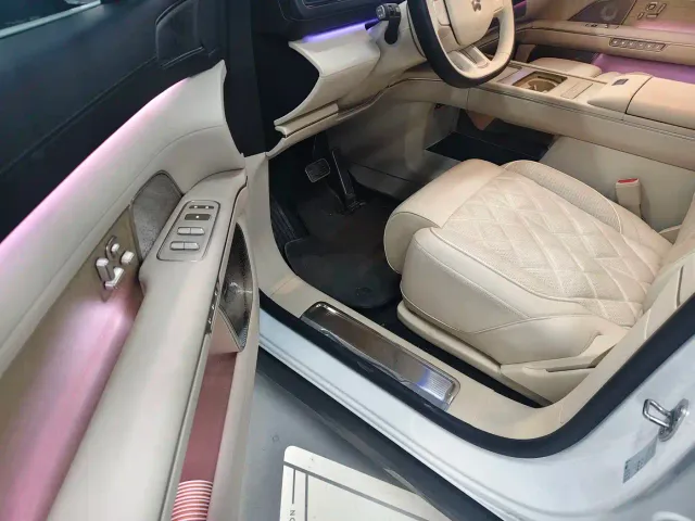 Nio ES8 — Фото автомобиля 4