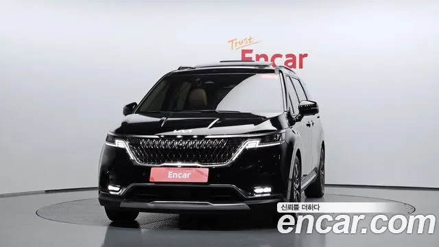 Kia Carnival Generation 4 — Фото автомобиля 2