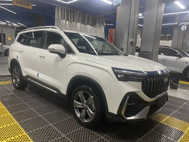 Geely Haoyue L — Фото автомобиля 4