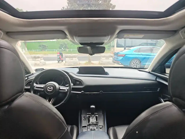 Mazda CX-30 — Фото автомобиля 11