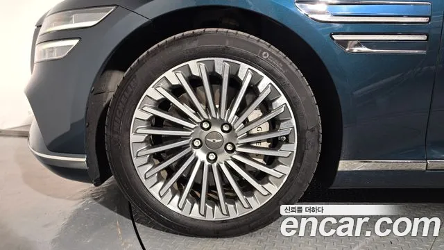 Genesis G80 Electrified G80 (RG3) — Фото автомобиля 5