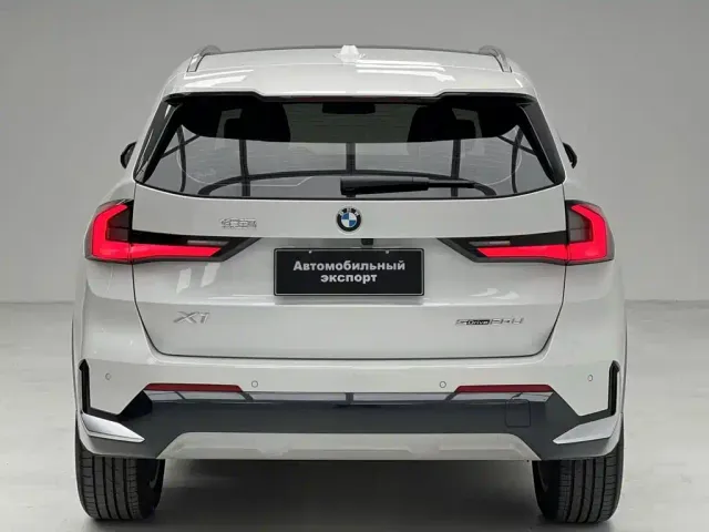 BMW X1 — Фото автомобиля 9