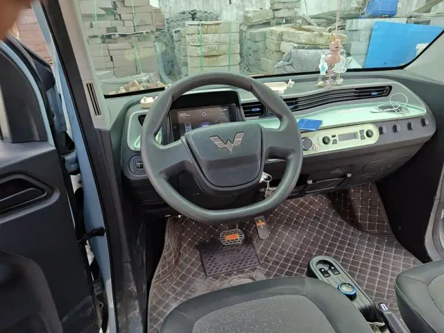 Wuling Hongguang Mini EV — Фото автомобиля 2