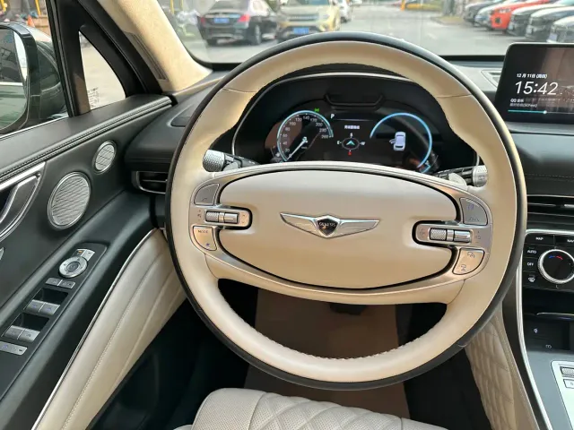 Genesis GV80 — Фото автомобиля 15