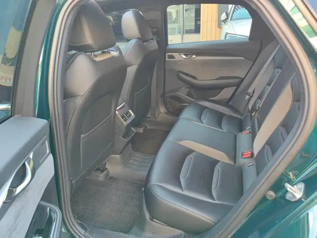Geely Xingrui — Фото автомобиля 10