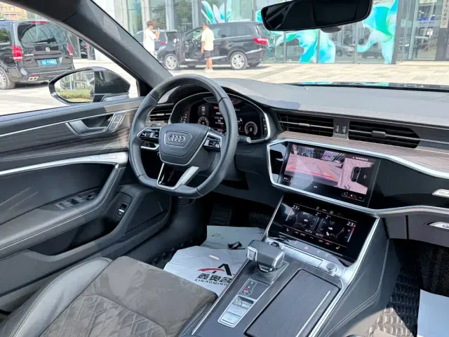 Audi A6L — Фото автомобиля 26
