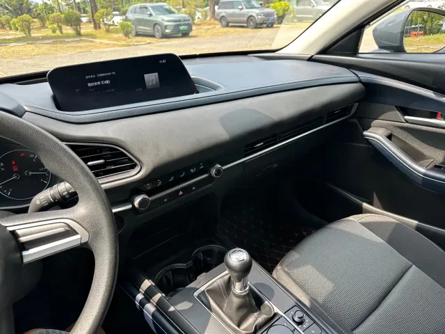 Mazda CX-30 — Фото автомобиля 13