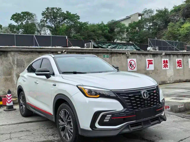 Changan CS85 COUPE — Фото автомобиля 3