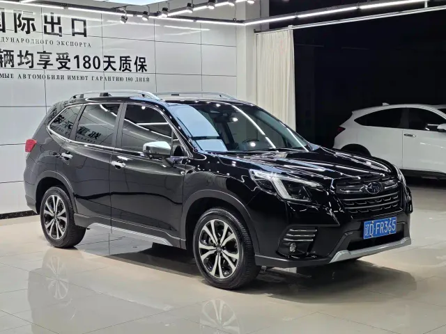 Subaru Forester — Фото автомобиля 3