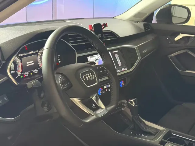 Audi Q3 — Фото автомобиля 16