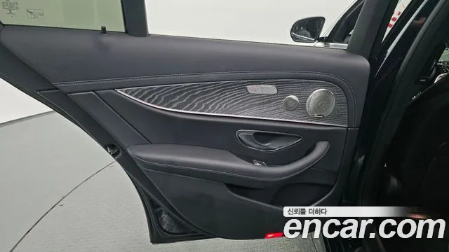 Mercedes-Benz E-Class E-класс W213 E350 4MATIC Avantgarde — Фото автомобиля 22