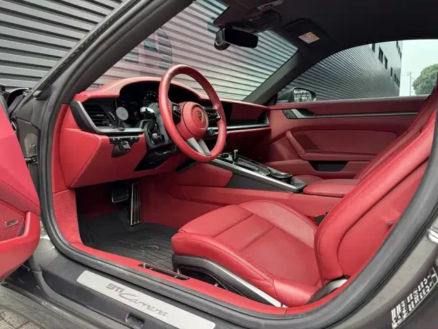 Porsche 911 — Фото автомобиля 6
