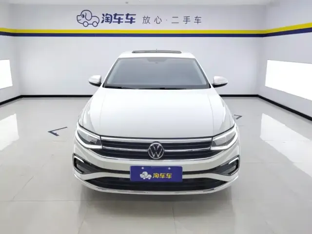 Volkswagen Bora — Фото автомобиля 2