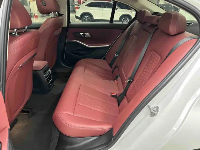 BMW 3 Series — Фото автомобиля 20