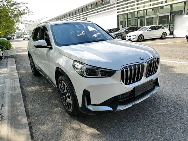 BMW X1 — Фото автомобиля 3