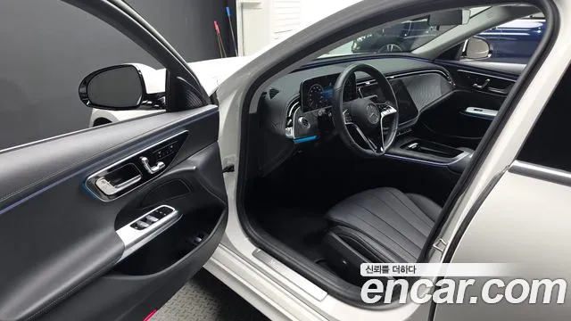 Mercedes-Benz E-Class W214 — Фото автомобиля 15