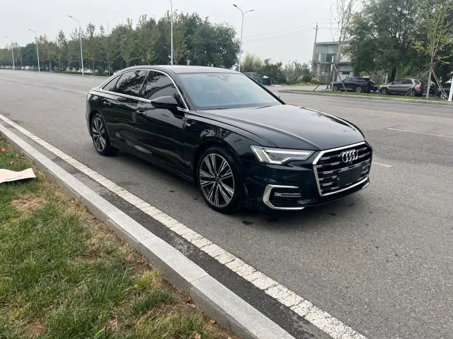 Audi A6L — Фото автомобиля 3