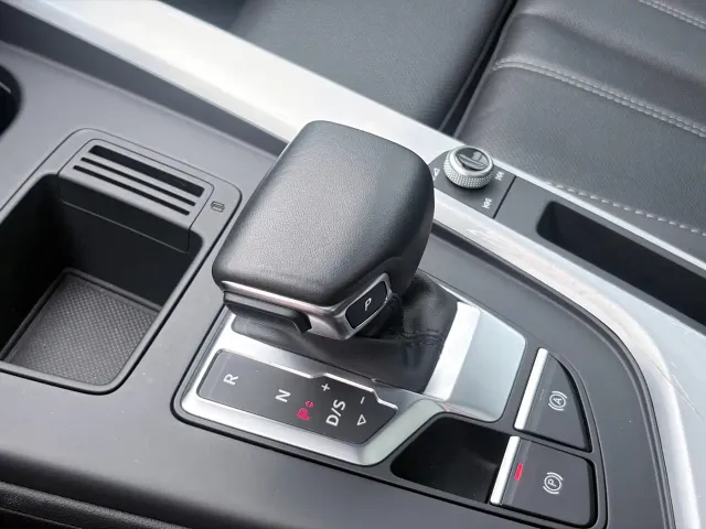 Audi A4L — Фото автомобиля 18