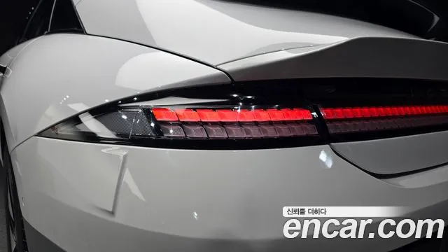 Hyundai Ioniq 6 — Фото автомобиля 23