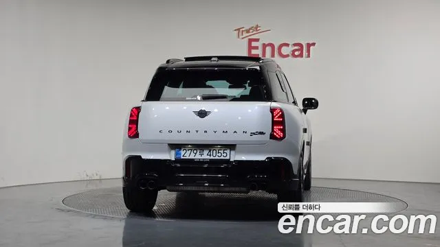 Mini Countryman — Фото автомобиля 3
