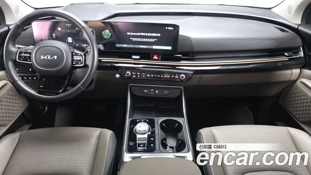 Kia Carnival Generation 4 — Фото автомобиля 7