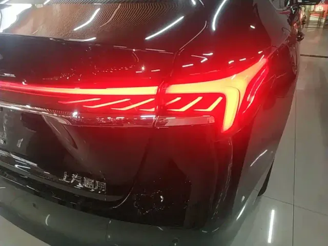 Buick LaCrosse — Фото автомобиля 7