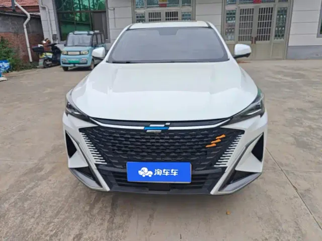 Changan X5 Plus — Фото автомобиля 2