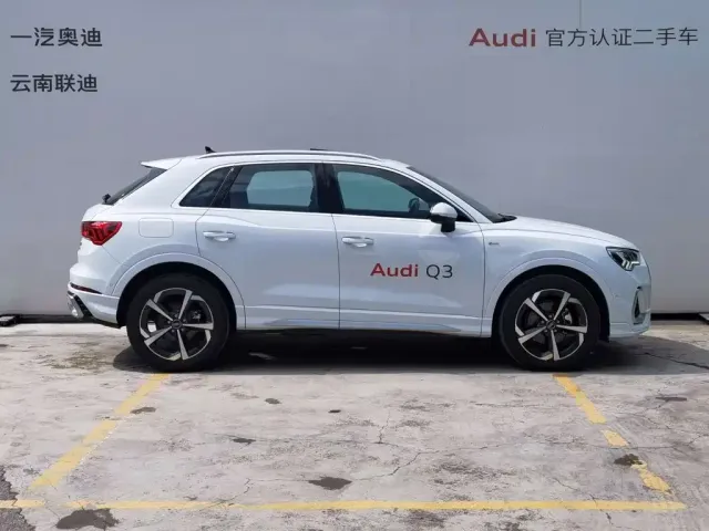 Audi Q3 — Фото автомобиля 3