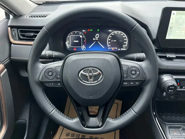 Toyota Wildlander — Фото автомобиля 9