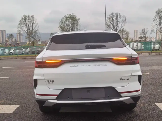 BYD Song PLUS — Фото автомобиля 13