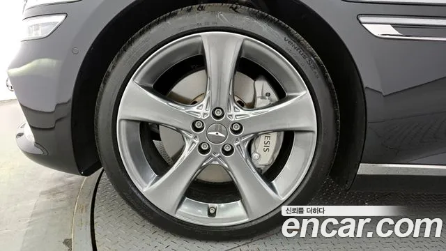 Genesis G80 Бензин 2.5 турбо AWD — Фото автомобиля 5