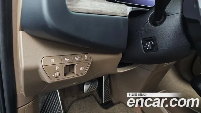 Kia EV9 — Фото автомобиля 27
