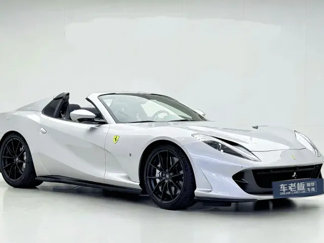 Ferrari 812 — Фото автомобиля 4