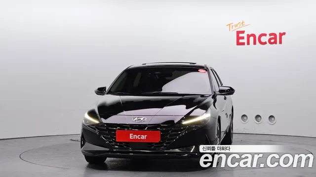 Hyundai AVANTE Avante (CN7) — Фото автомобиля 3