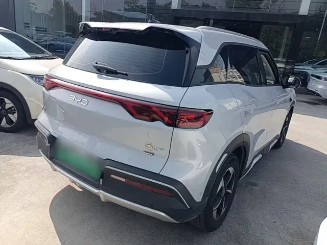 BYD Yuan UP — Фото автомобиля 6