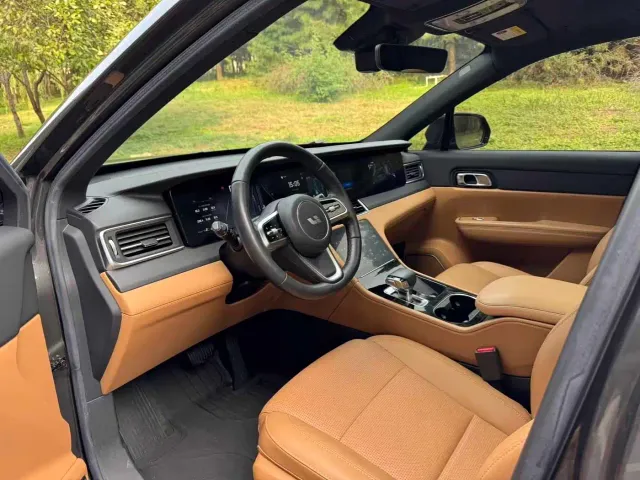 Li Auto ONE — Фото автомобиля 7