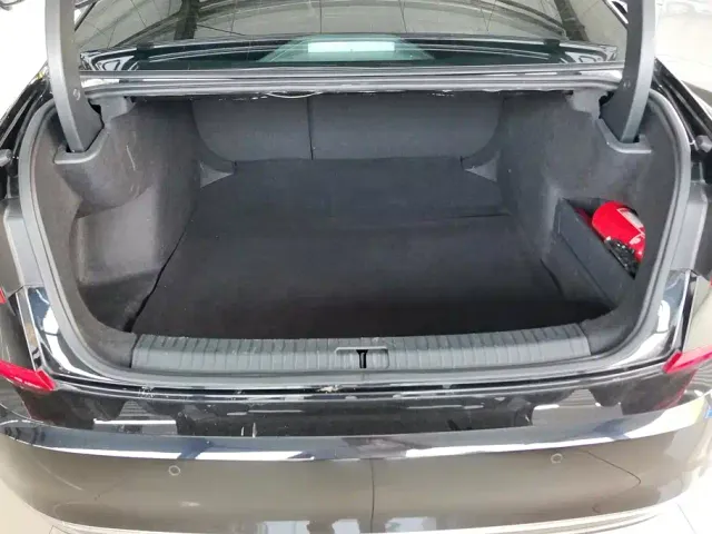 Volkswagen Passat — Фото автомобиля 4