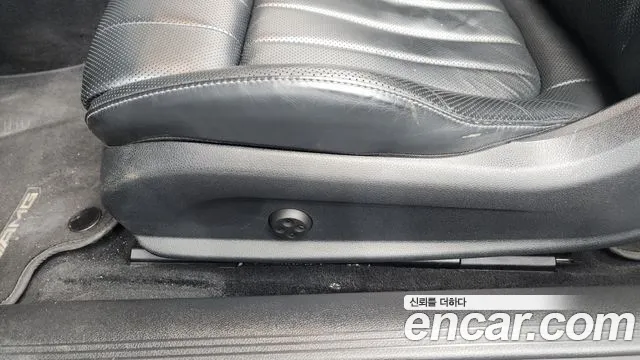 Mercedes-Benz E-Class — Фото автомобиля 23