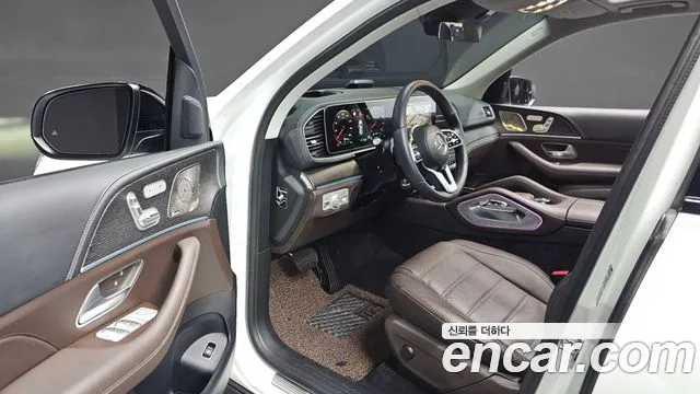 Mercedes-Benz GLE-Class — Фото автомобиля 11