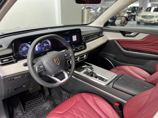 Hongqi HS5 — Фото автомобиля 6
