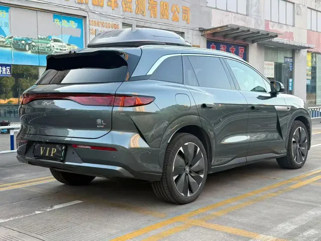 BYD Tang L — Фото автомобиля 4
