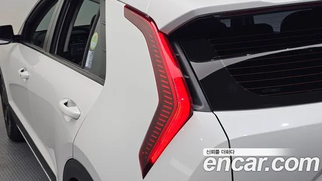 Kia Niro New — Фото автомобиля 8