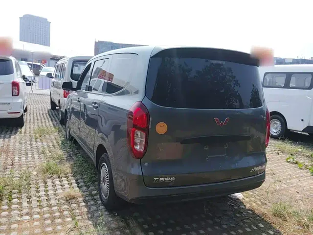 Wuling Hongguang — Фото автомобиля 4