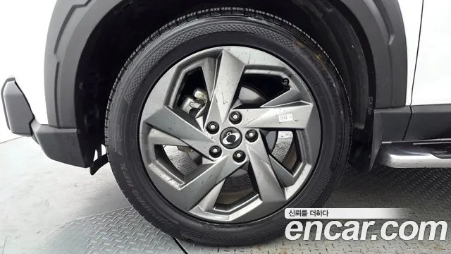 KG_Mobility_Ssangyong Rexton Новый Rexton Sport Khan Дизель 2.2 4WD — Фото автомобиля 5