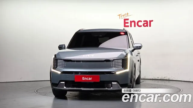 Kia EV9 — Фото автомобиля 3