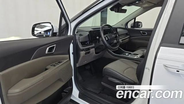 Kia Carnival — Фото автомобиля 15