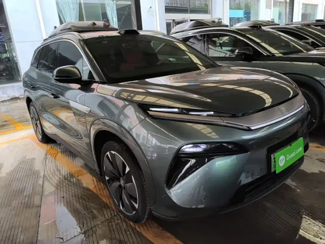 BYD Tang L — Фото автомобиля 3